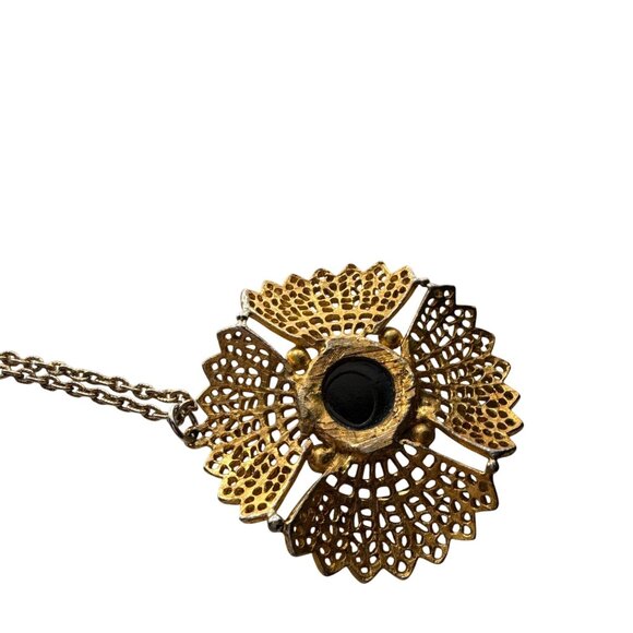 Vintage Gold Filigree Cameo Pendant Necklace Black Glass Intaglio Victorian Revi - Picture 14 of 14